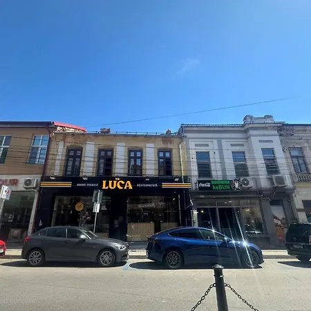 Uniri Urban Escape 103